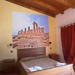 Alisia Hotel 3*