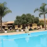 Alisia Hotel